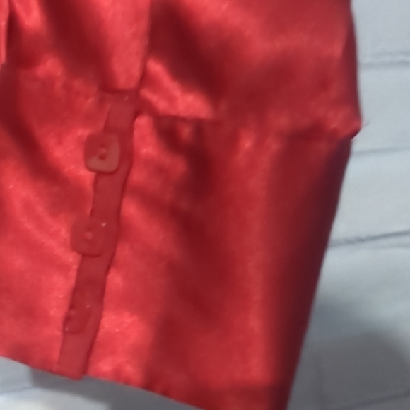 Covington Shiny Red Blouse - Picture 3 of 4